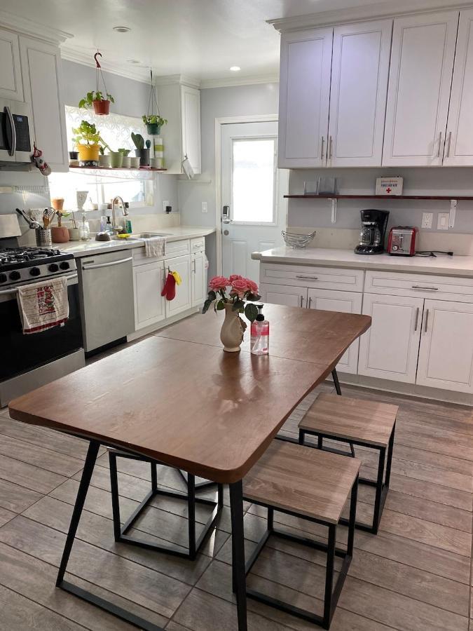 Private Room In La With Free Wifi And Tv With Shared Kitchen Los Angeles Exterior foto