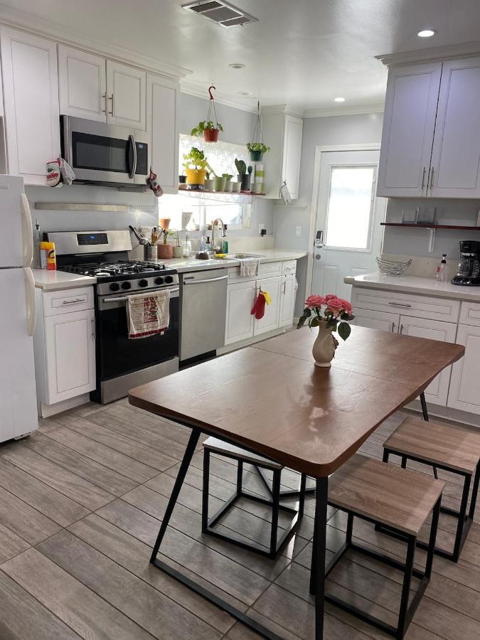 Private Room In La With Free Wifi And Tv With Shared Kitchen Los Angeles Exterior foto